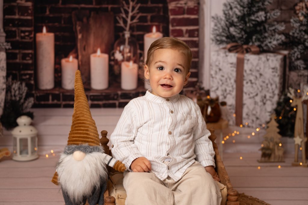 Photographe famille à Noël - séance magique
