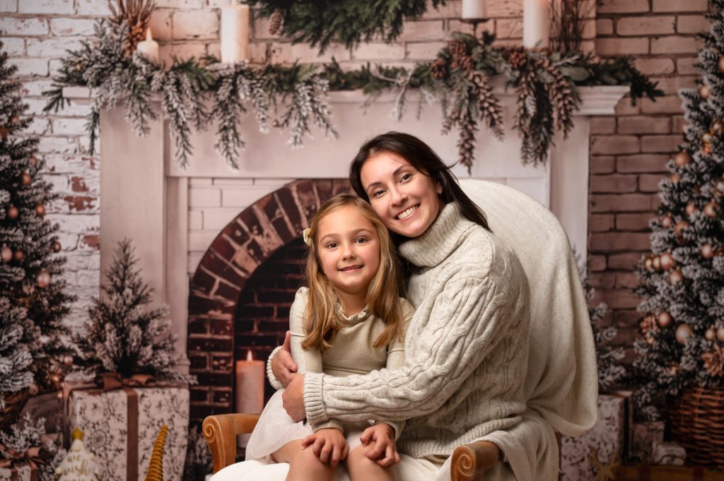 Emilie Laroche Photographe Noël 2025 famille Aude selection (3 sur 6)