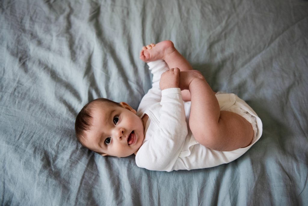 emilie-laroche-photographe-enfant-bebe-domicile (4 sur 7)