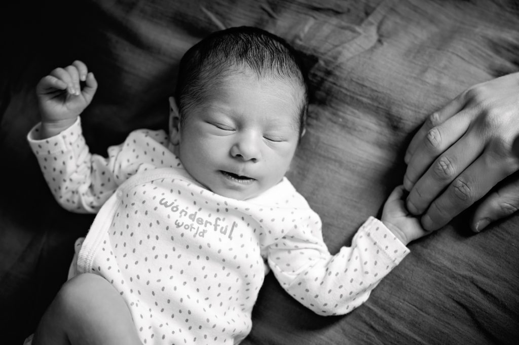 emilie-laroche-photographe-naissance-domicile (21 sur 38)